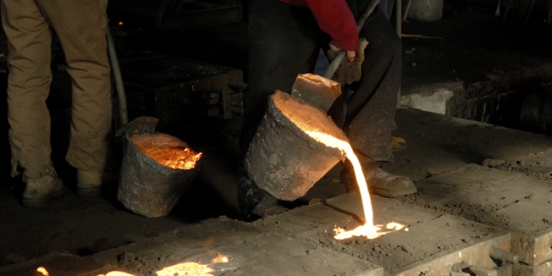 Sand casting of products being performed in SOURCETECH factory.